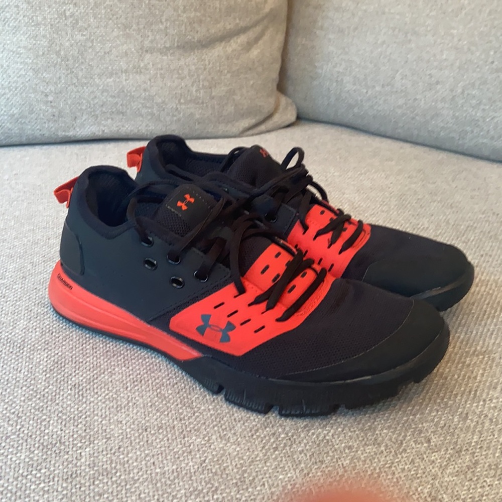 UnderArmour Training shoes, size 9.5